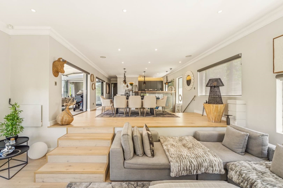 4 Bedroom Property for Sale in Tamboerskloof Western Cape